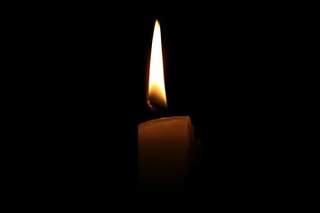 Obrazy na Plexi  płomień świecy w ciemności
