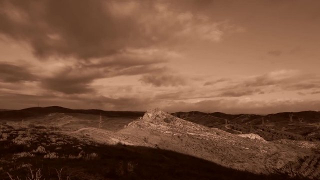 timelapse en noir et blanc sur les hauts de narbonne