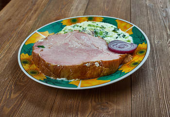 Boiled Bacon And Parsley Sauce