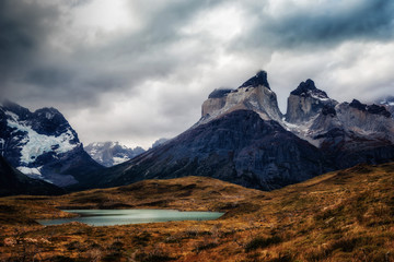 Fototapeta na wymiar Torres del Paine Chile