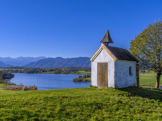 Fototapeta na wymiar View from Aidlinger Hoehe in Bavaria, Germany