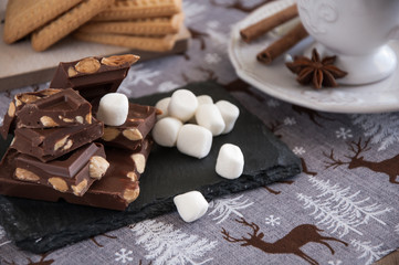 Fototapeta na wymiar chocolate with marshmallows