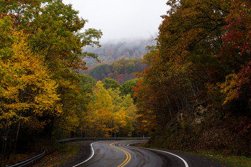 Fototapeta premium Curvy Mountain Roads in Morning Fog - West Virginia
