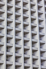 Nahaufnahme von Fassaden großer Wohnkomplexe in Hongkong mit typischen Strukturen und Darstellung der engen Bebauung wegen Platzmangels aufgenommen im Jahr 2013
