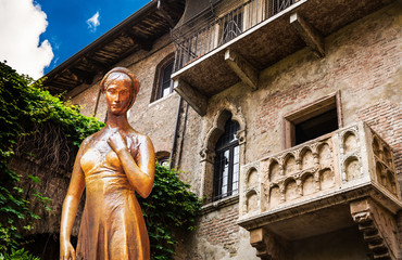 A collage of a bronze statue of Juliet and a balcony juliet Verona Italy - obrazy, fototapety, plakaty