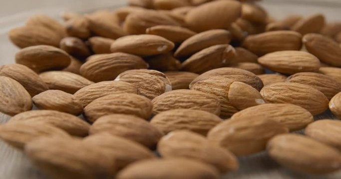 Almonds falling slowmotion &ndash; orginal file&nbsp;: 4K DCI, PRO RES 444, 12 bits