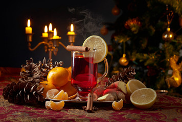 Mulled wine with spices .