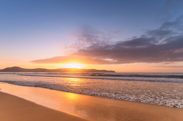 Fototapeta na wymiar Sunrise Seascape at the Beach
