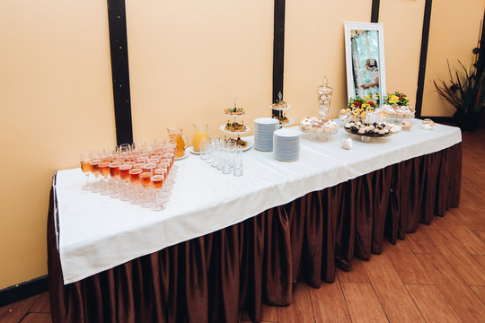 Tartlets, cake pops, Desserts.Served tables. Catering