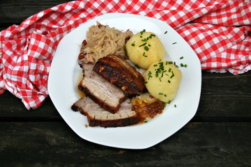 organisch, lifestyle, krustenbraten, werbetafel, knödel, sauerkraut, country, modern, neu