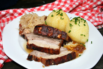 organisch, lifestyle, schweinebraten, knödel, country, sliced, werbetafel, modern, neu, selbstgemacht