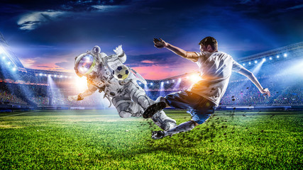 Astronaut play soccer game