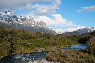 Naklejka na ściany i meble Riguillin River - Chile