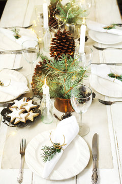 Christmas table setting.