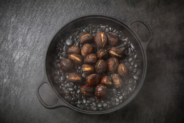 焼き栗　Roasted chestnuts