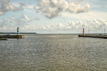 Lighthouse on the bench