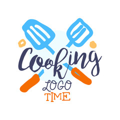 Cooking food logo template with crossed spatulas for food