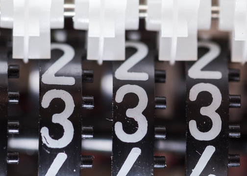 「333」の写真素材 | 988件の無料イラスト画像 | Adobe Stock