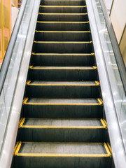 Single Escalator, Up and down