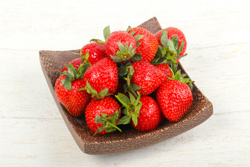Strawberry in the bowl