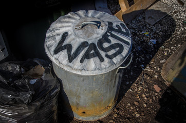 Waste can iron