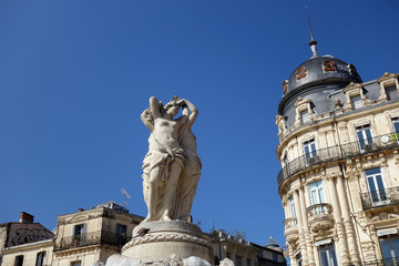 Fototapeta na wymiar Fontaine des trois grâces à Montpellier, France