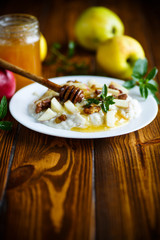 sweet milk oatmeal with apples, nuts and honey