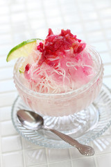 homemade faloodeh, traditinal iranian cold dessert