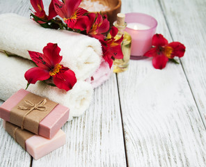 Spa composition with alstroemeria flowers