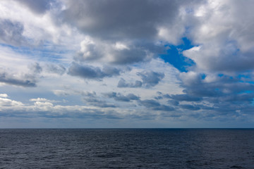 Obraz premium Cloudscape in the middle of Pacific