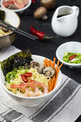 Asian noodles with shrimp