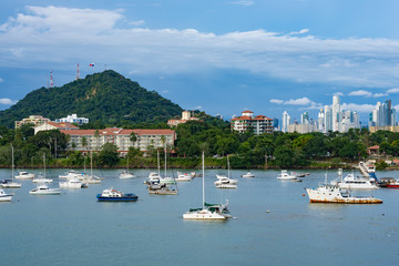 Fototapeta na wymiar Panama City panorama from sea