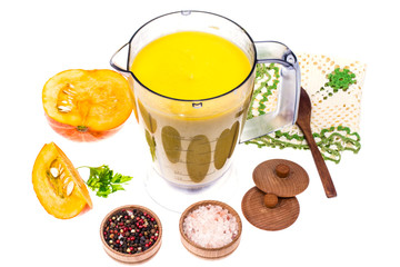 Preparation and mixing of pumpkin puree