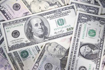 Assorted American banknotes