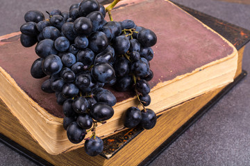 Bunch of ripe blue grapes