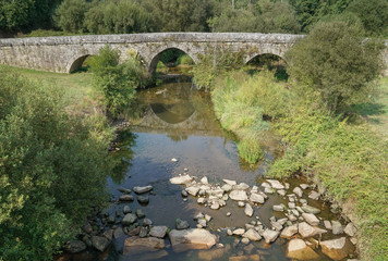 Fototapeta na wymiar Römische Brücke, Tui, Camino de Santiago, Spanien