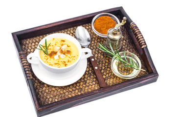 Spicy vegetable cream soup with curry