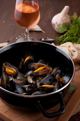 Freshly cooked mussles in herbs and white wine