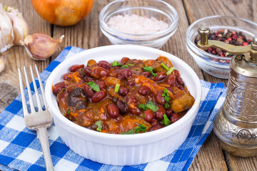 Vegetable stew with red beans
