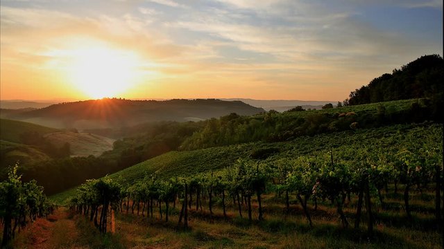 Sunrise in Tuscany in the timelapse
