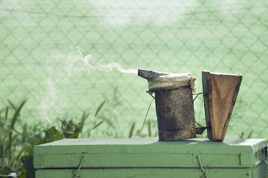 Smoke pot