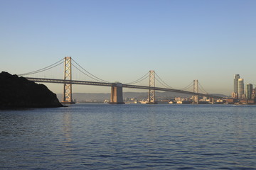 Fototapeta na wymiar トレジャー島から望むサンフランシスコ・オークランド・ベイブリッジ