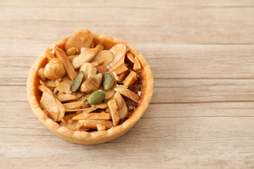 アーモンド ヘーゼルナッツ くるみ ピスタチオ ナッツのタルト ケーキ お菓子