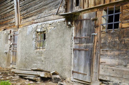 old facade of a barn in the rural area of Bern