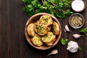 Cheese garlic toasts