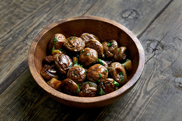 Fried mushrooms in bowl