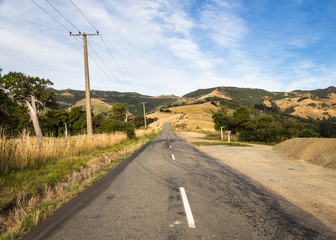 Fototapeta na wymiar Scenic drive, the summit road, near Akaroa in the Banks peninsula in New Zealand south island