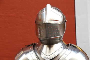 Knight armor / Body armor , designed to absorb and/or deflect slashing, bludgeoning and penetrating...