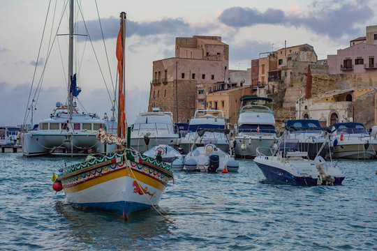 Marina di Castellammare del Golfo, Sicilia