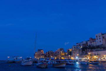 Fototapeta na wymiar Marina di Castellammare del Golfo, Sicilia